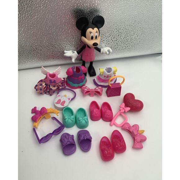 Disney Minnie Mouse Bowtique Dress Up Doll Snap N’ Style Lot clothes Bows etc.. - Picture 1 of 7